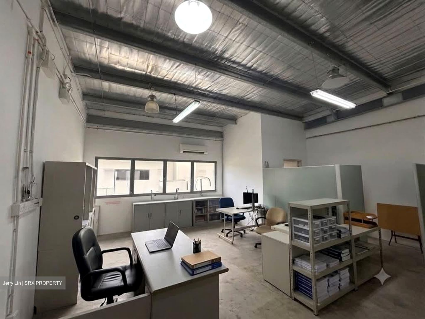 West Spring (D22), Factory #576597951